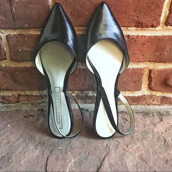 Marc Jacobs Shoes - 🆕 Marc Jacobs Joline Slingback Flats.